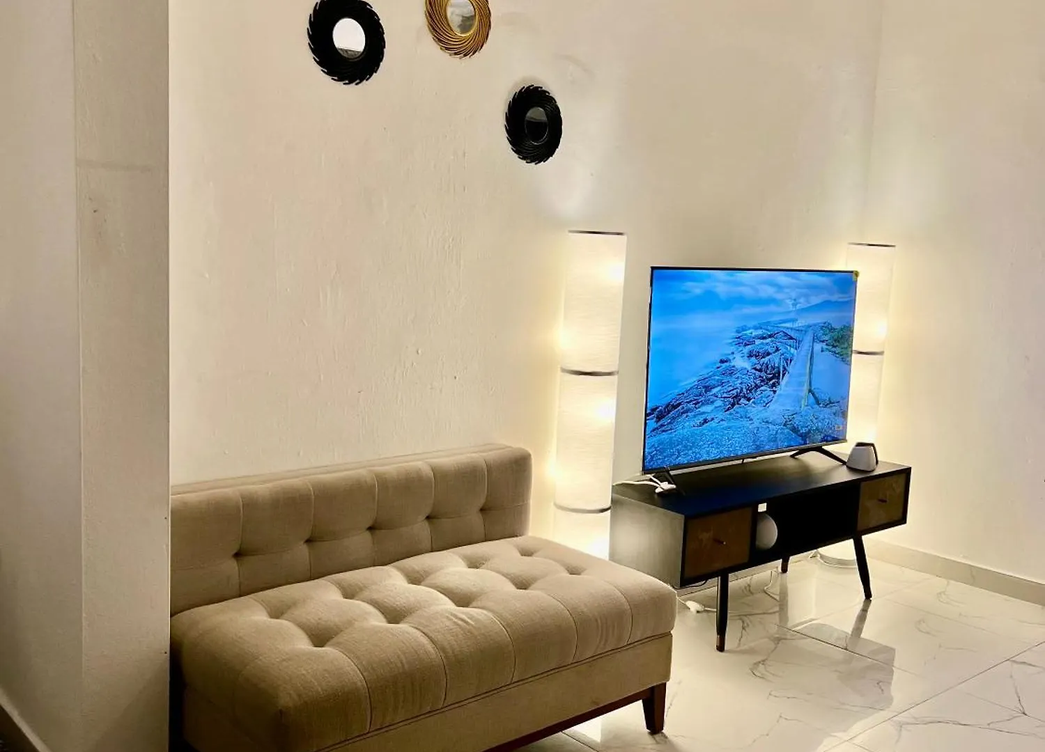 Dorado White House Private Suite Aparthotel